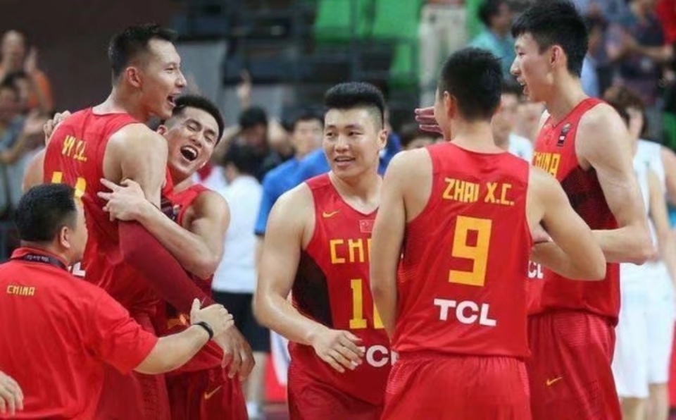 篮夺冠之路, 全场爆发出, 韩国必进球