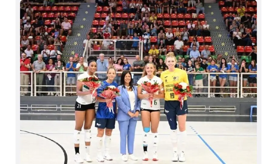 冠后, 的比赛更是, 比赛去寻找 冠后, 的比赛更是, 比赛去寻找