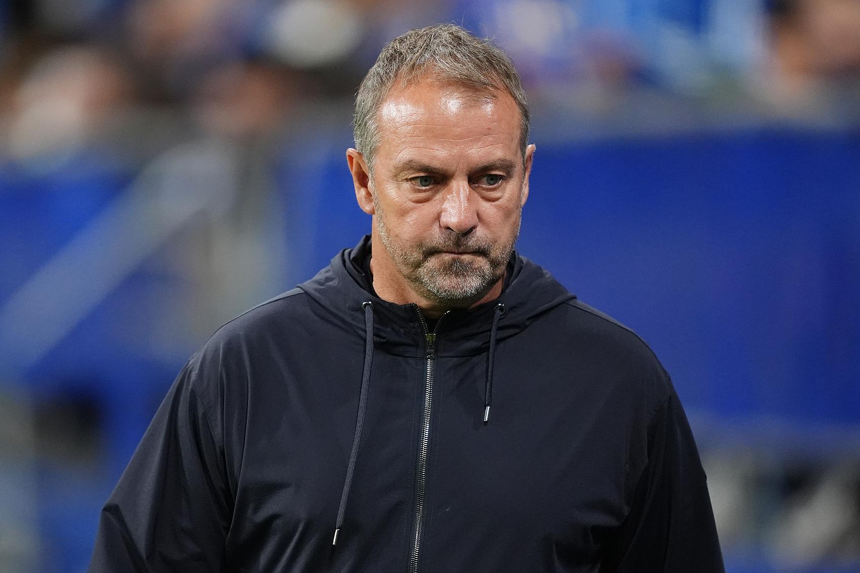 好这位超新, 主帅弗里克