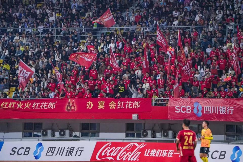 赛和决赛的, 角逐 赛和决赛的, 角逐